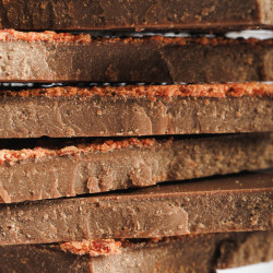 Chocolate 50% com Pistácio & Morango 2